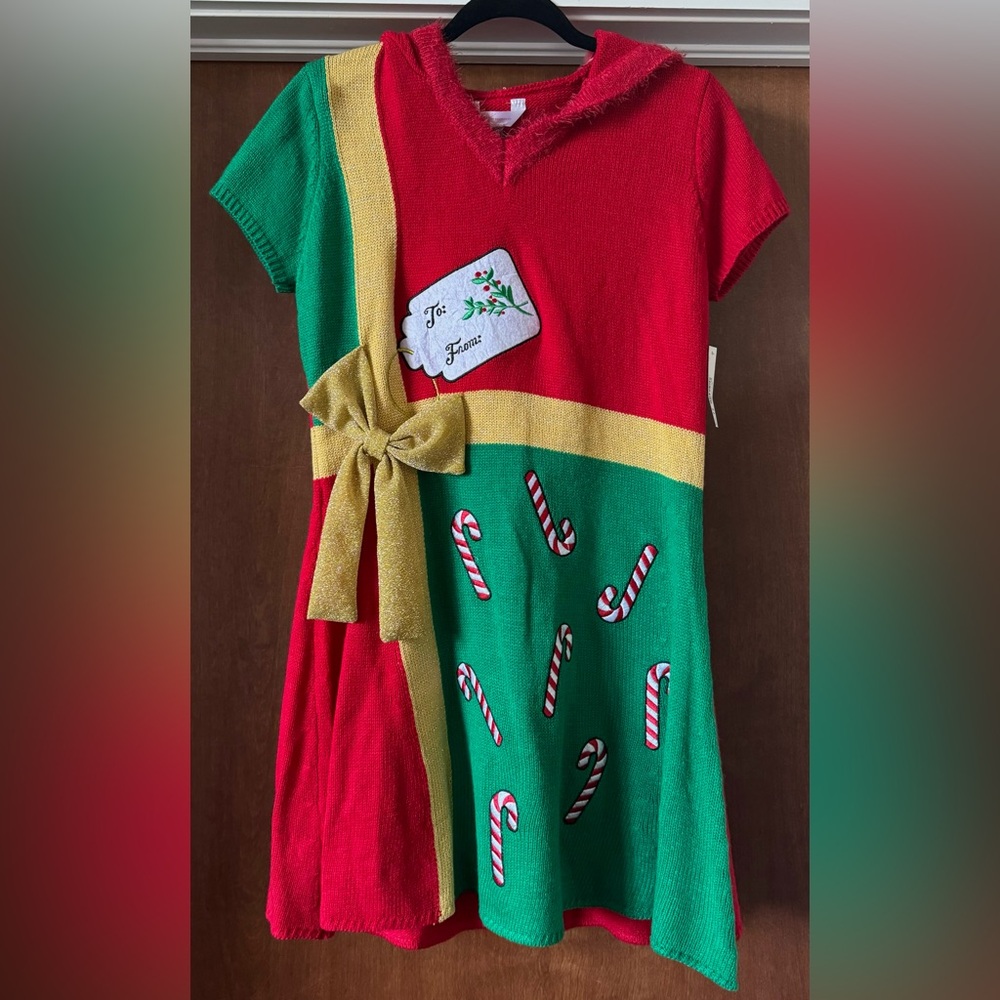 Women Christmas Present Sweater Dress ~ Size XL (15-17)